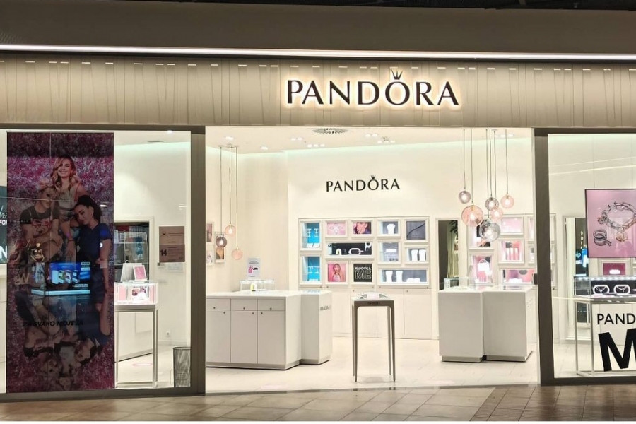 Ventilation System Installation for Pandora at BEO Shopping Centru